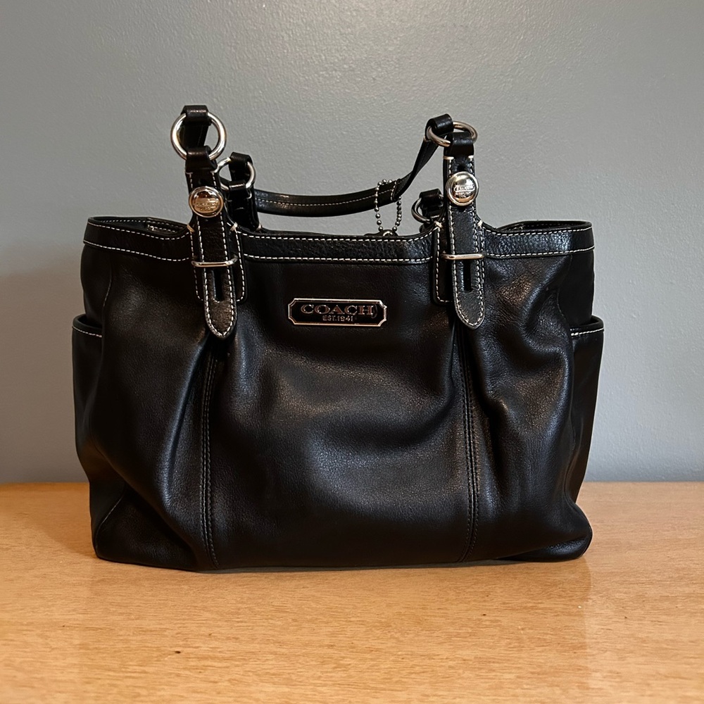 Coach Black Leather Shoulder Bag